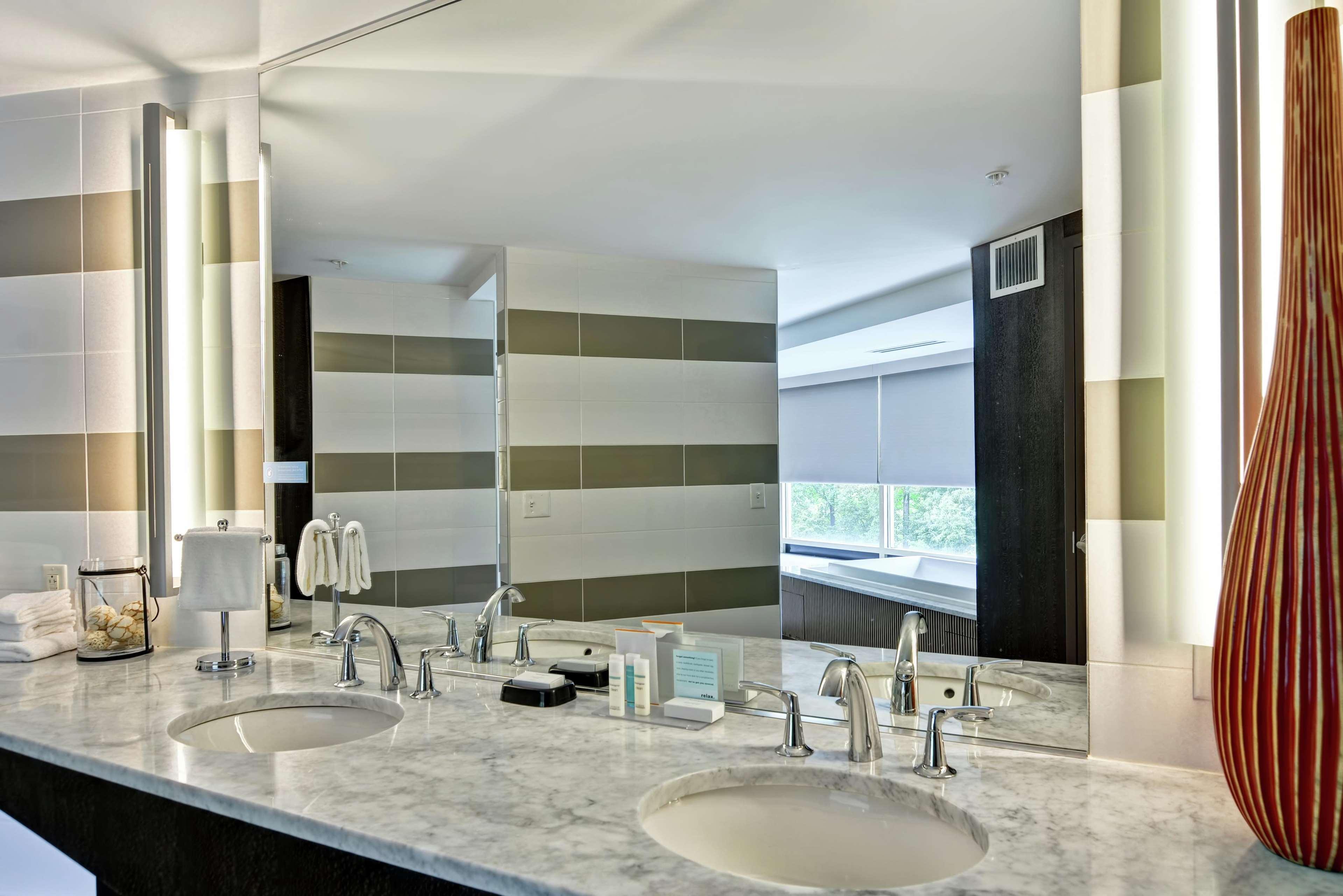 Hampton Inn & Suites Crabtree Raleigh Exteriör bild