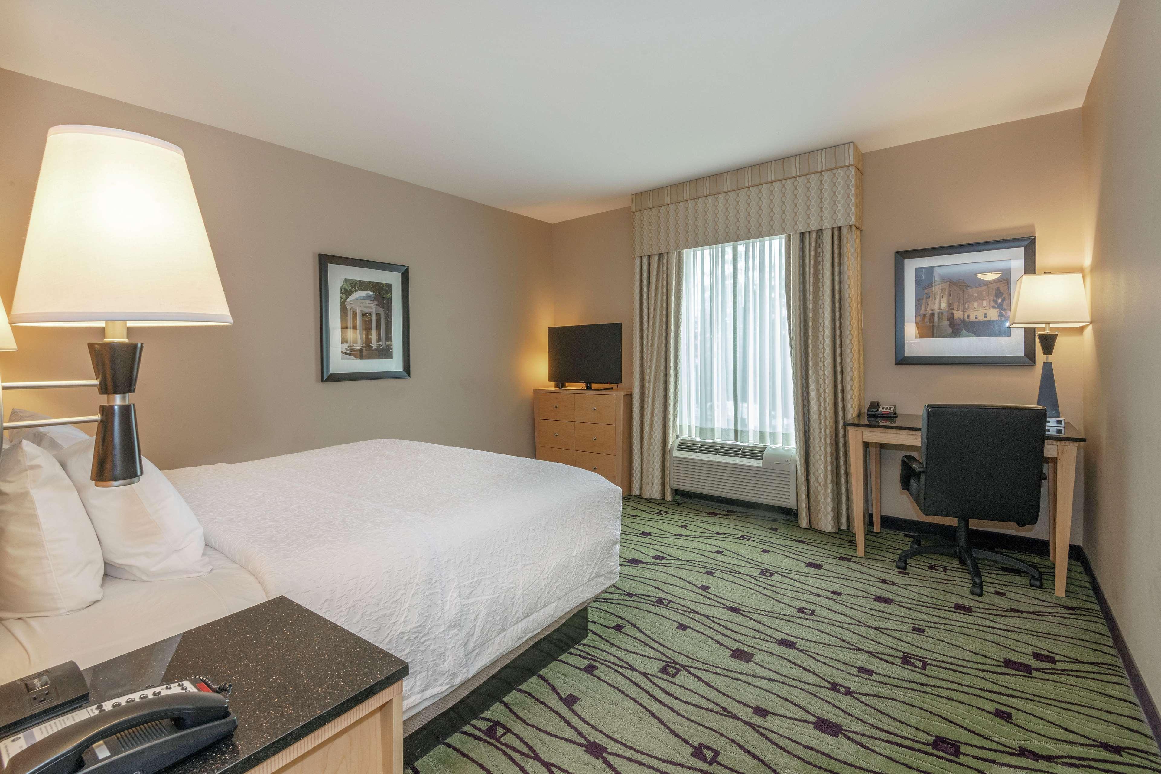 Hampton Inn & Suites Crabtree Raleigh Exteriör bild