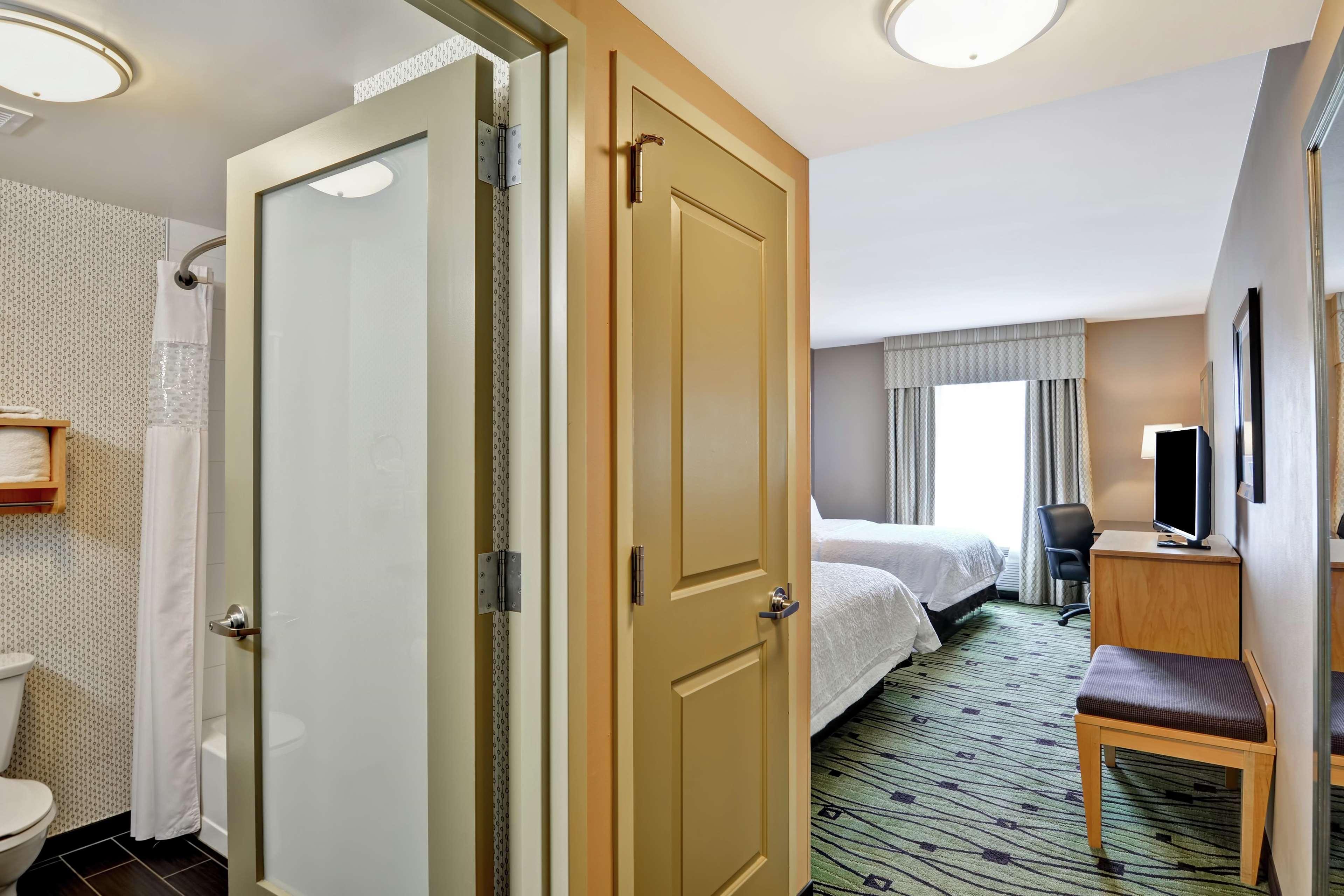 Hampton Inn & Suites Crabtree Raleigh Exteriör bild