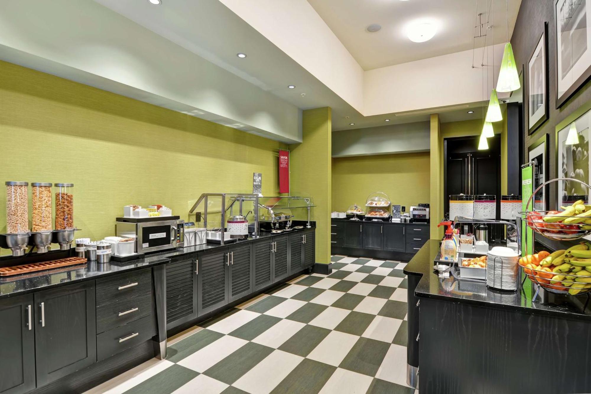 Hampton Inn & Suites Crabtree Raleigh Exteriör bild