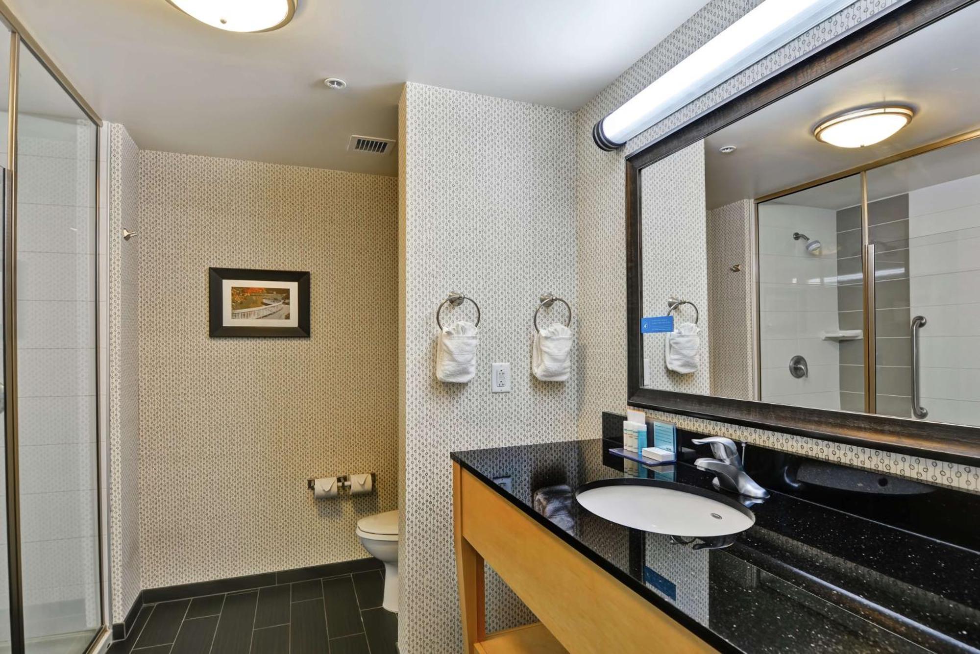 Hampton Inn & Suites Crabtree Raleigh Exteriör bild