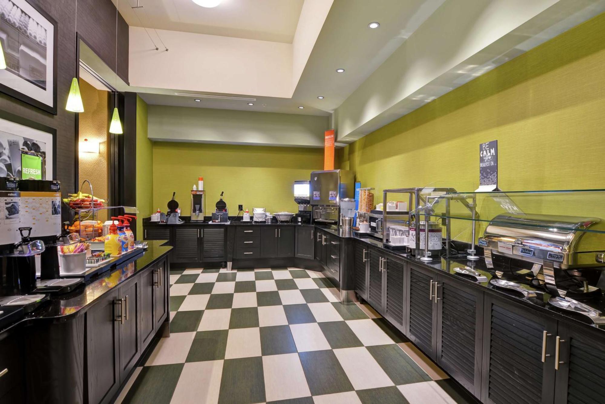 Hampton Inn & Suites Crabtree Raleigh Exteriör bild