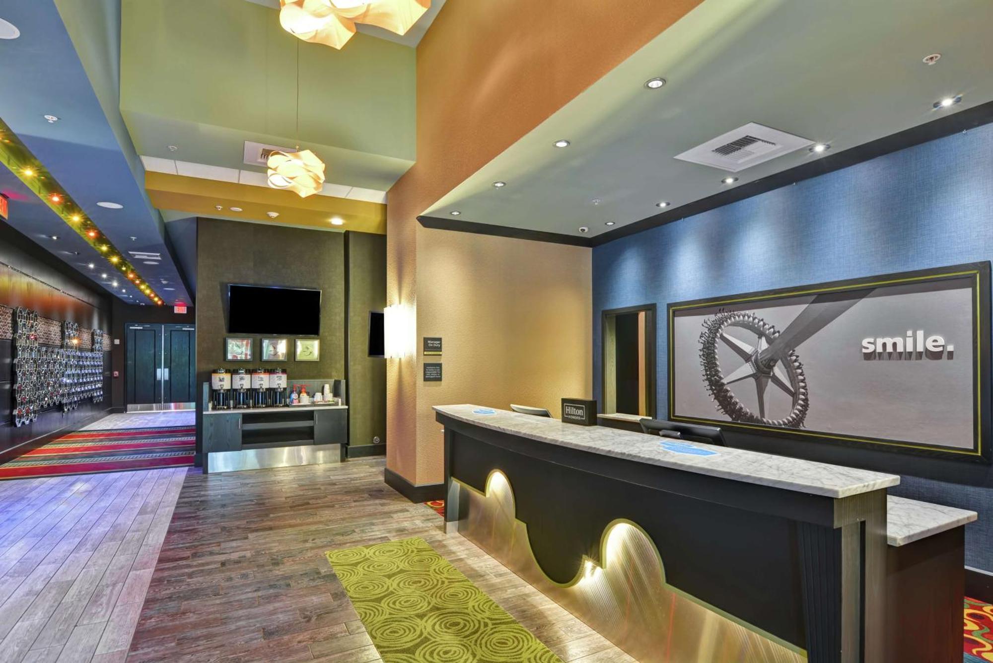 Hampton Inn & Suites Crabtree Raleigh Exteriör bild